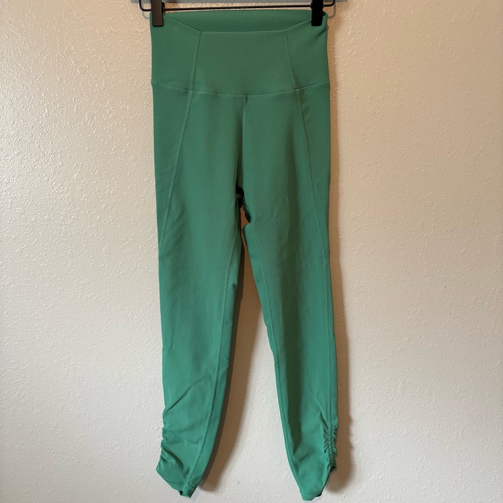 Wilo Outline Ribbed Leggings